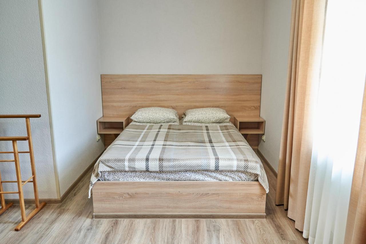 Каприз Hotell Kamenets-Podolsk Eksteriør bilde