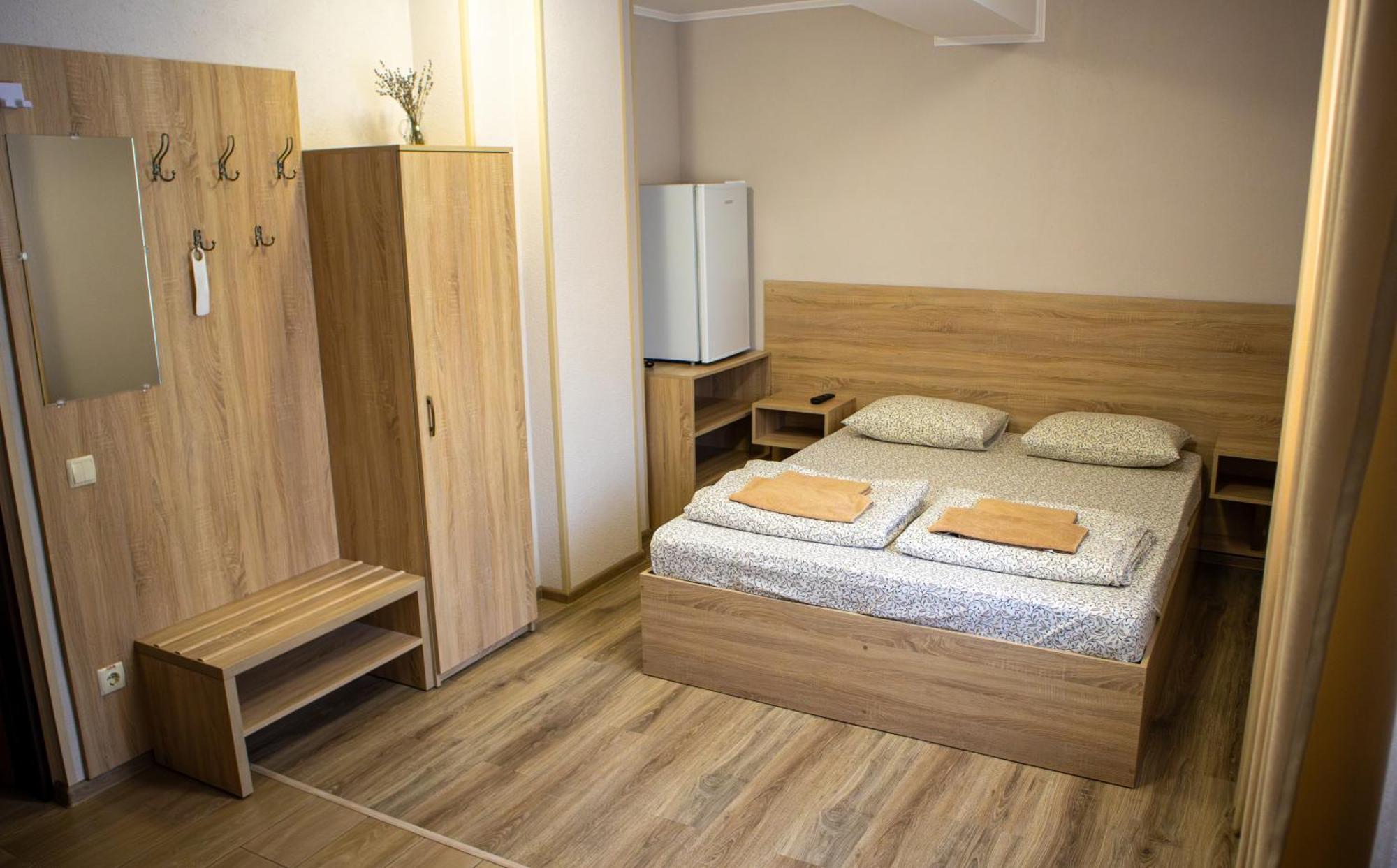 Каприз Hotell Kamenets-Podolsk Eksteriør bilde