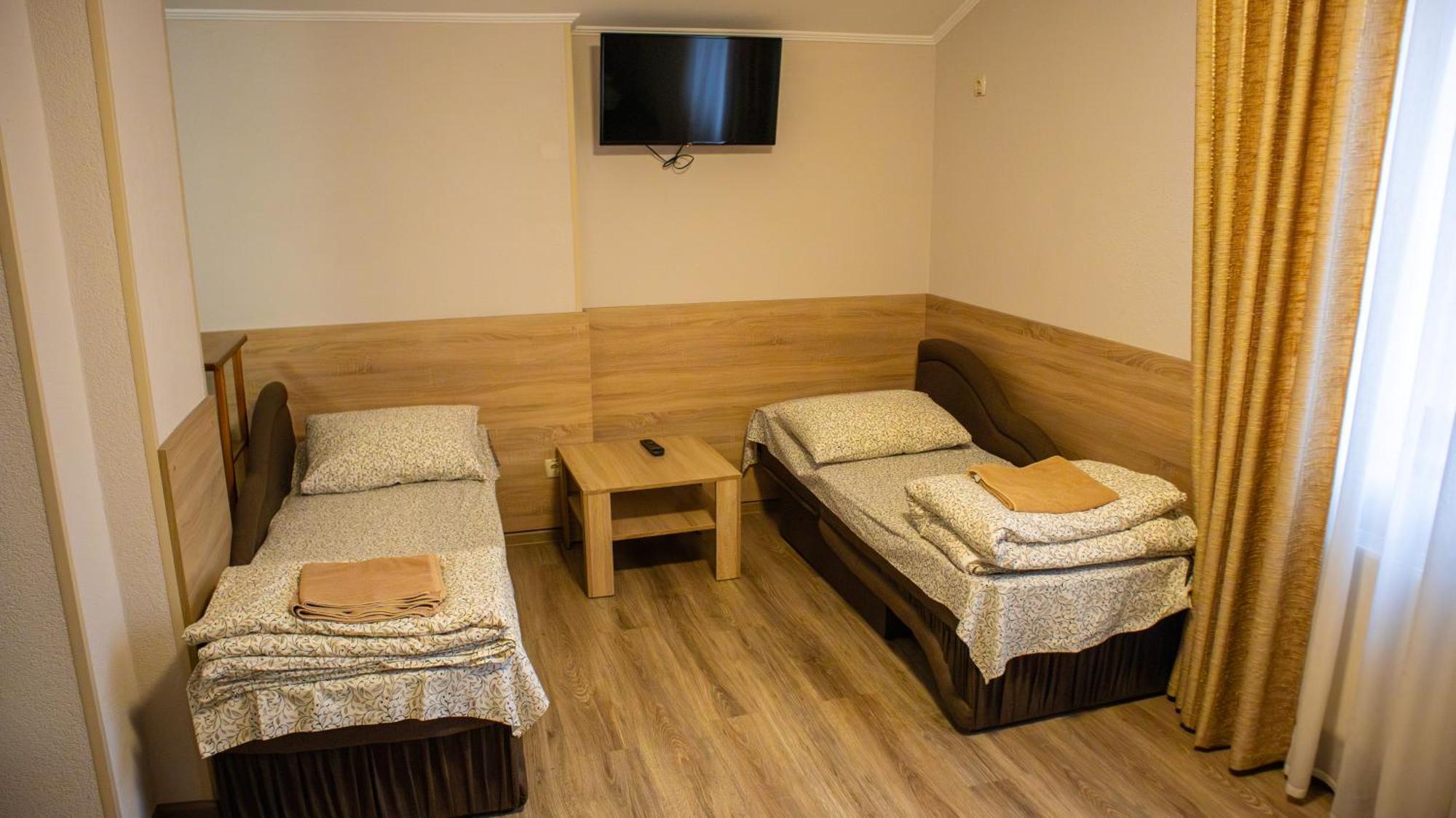 Каприз Hotell Kamenets-Podolsk Eksteriør bilde