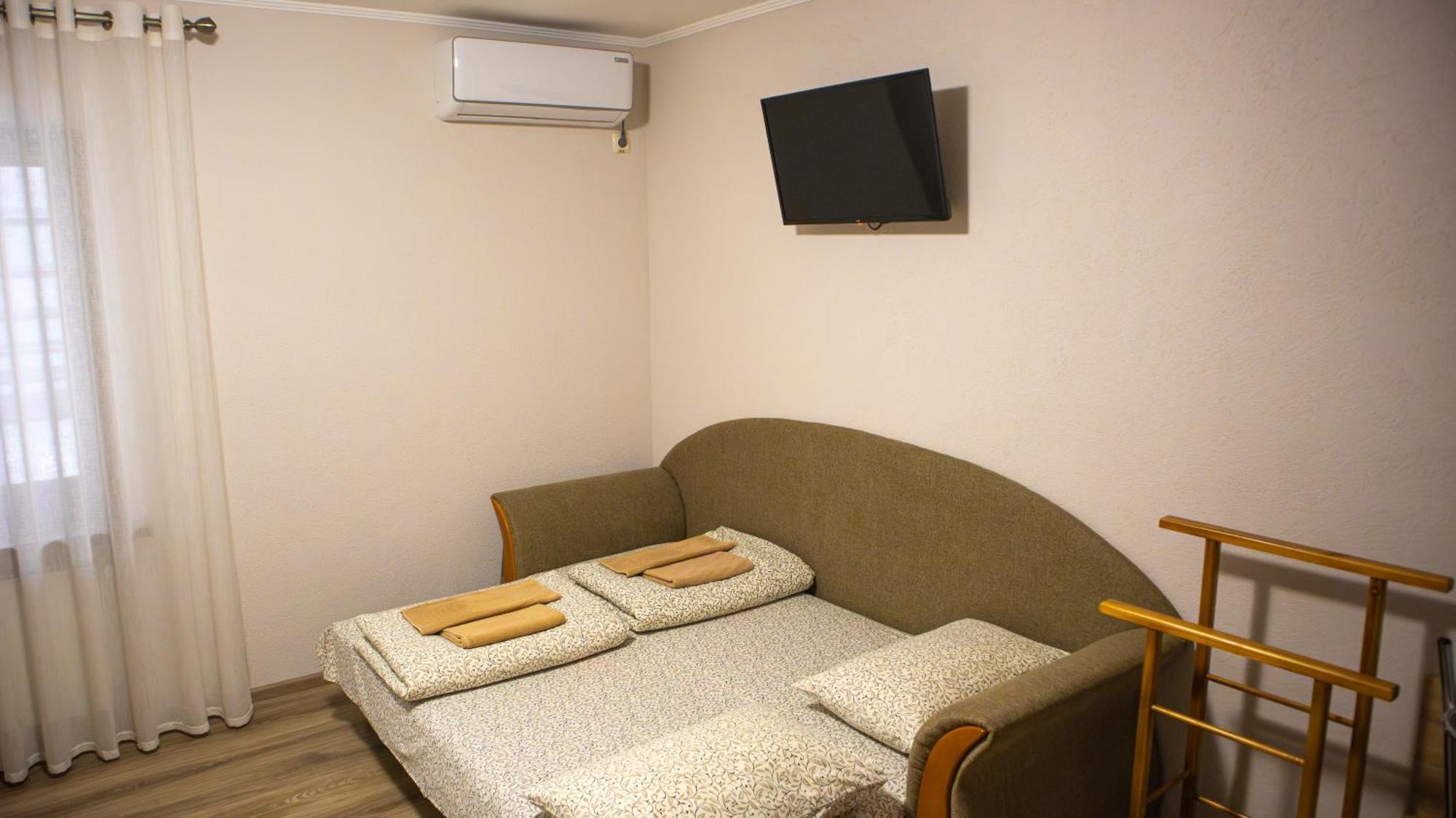 Каприз Hotell Kamenets-Podolsk Eksteriør bilde